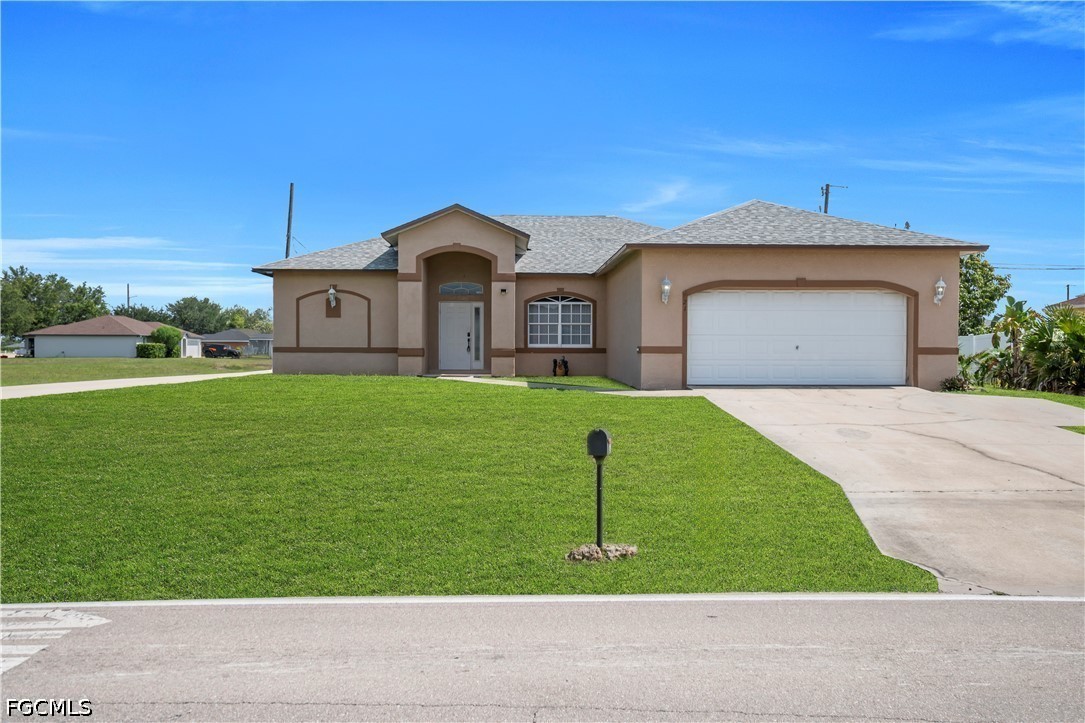 21 Kismet Pkwy E Property Photo 1