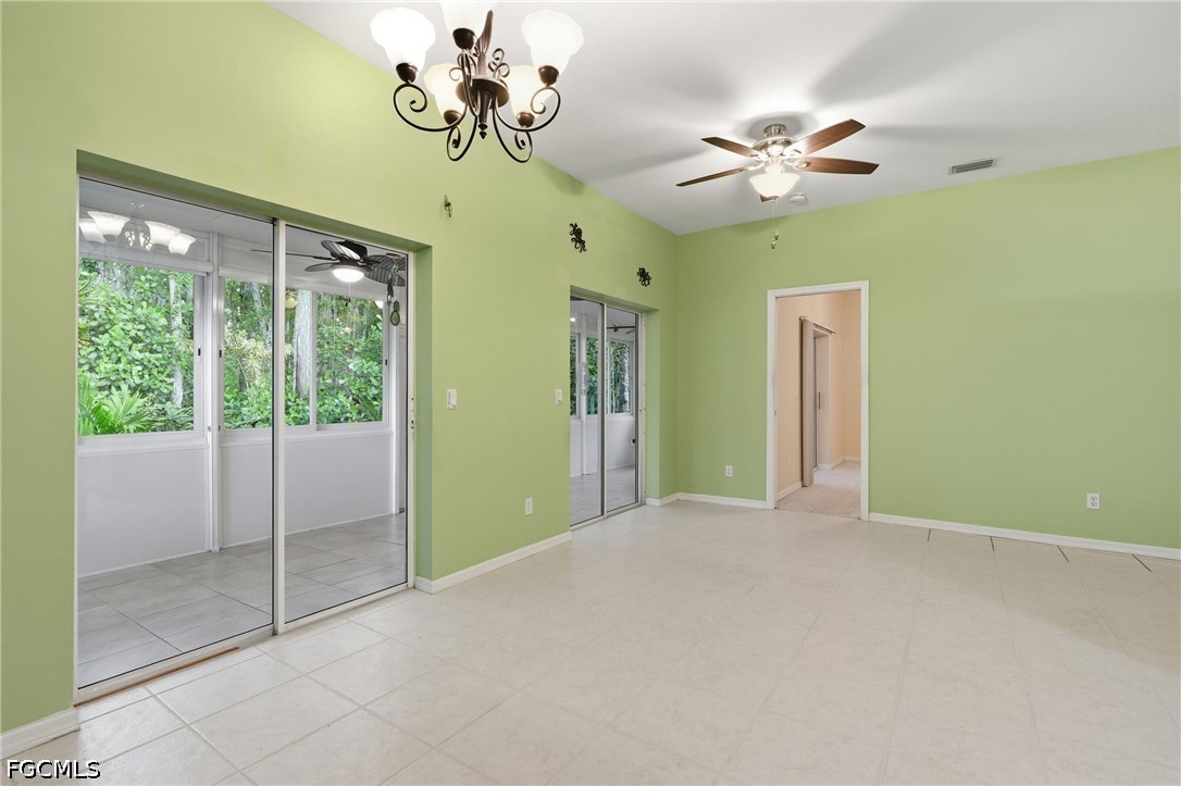 10727 Maui Cir Property Photo 8