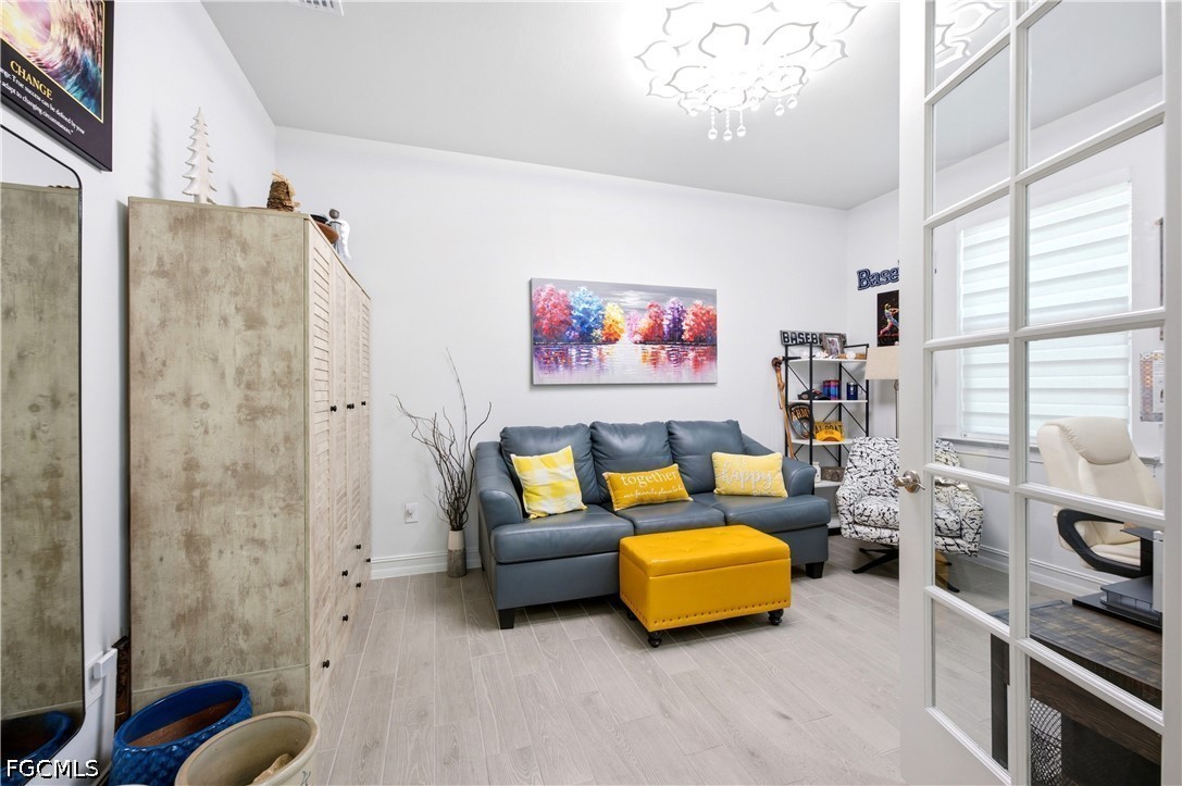 998 Enbrook Loop Property Photo 13