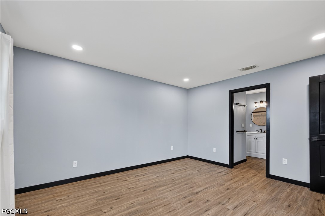 27072 Hillshire Ln Property Photo 17