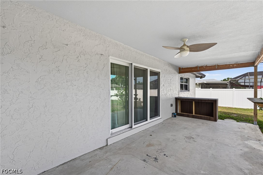 27072 Hillshire Ln Property Photo 31