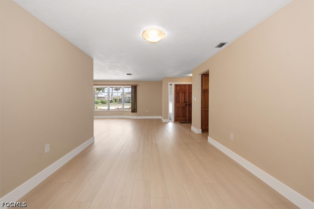 1442 Woodwind Ct Property Photo 8