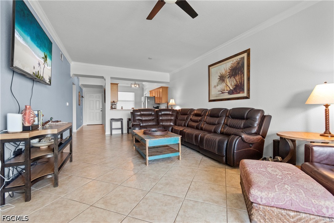 8470 Kingbird Loop 1025 Property Photo 2