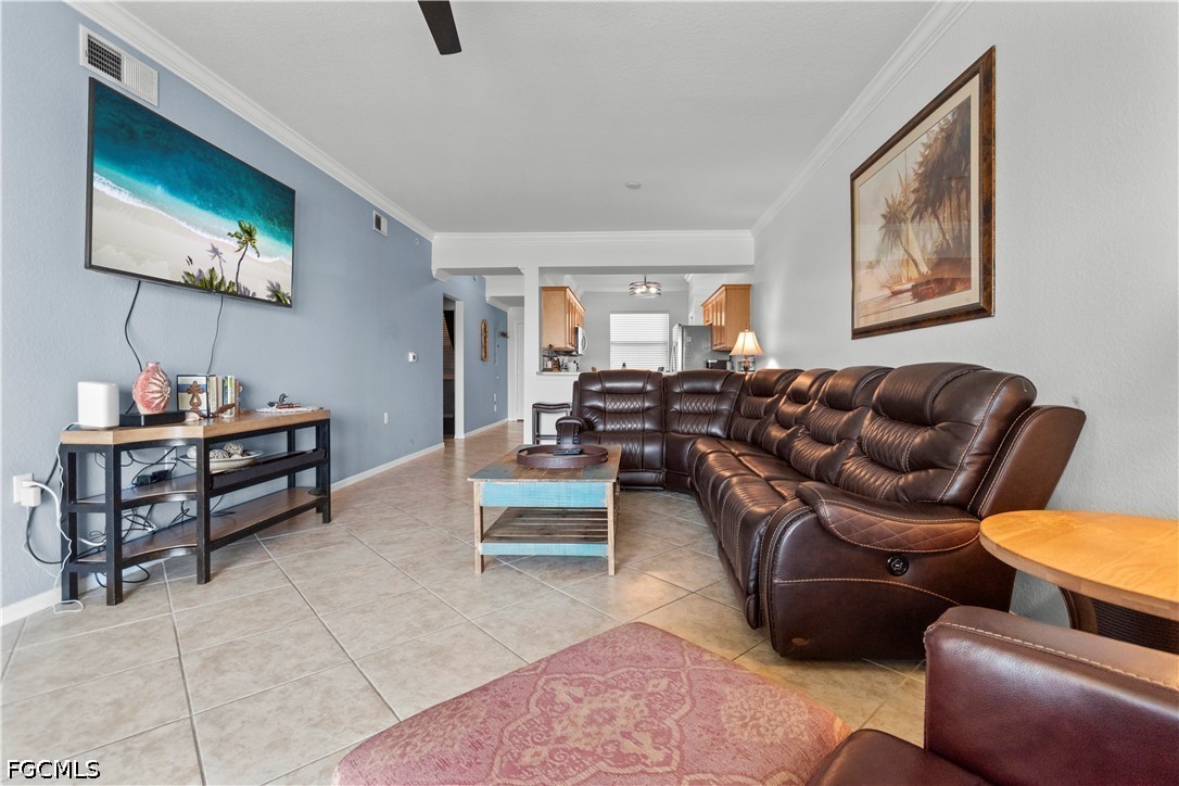 8470 Kingbird Loop 1025 Property Photo 4