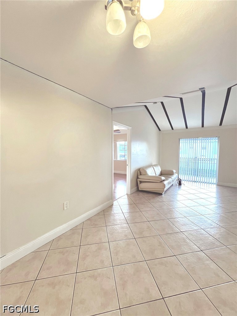 3417 Winkler Ave 602 Property Photo 4