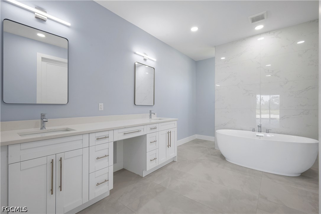 3808 Nw 43rd Pl Property Photo 16