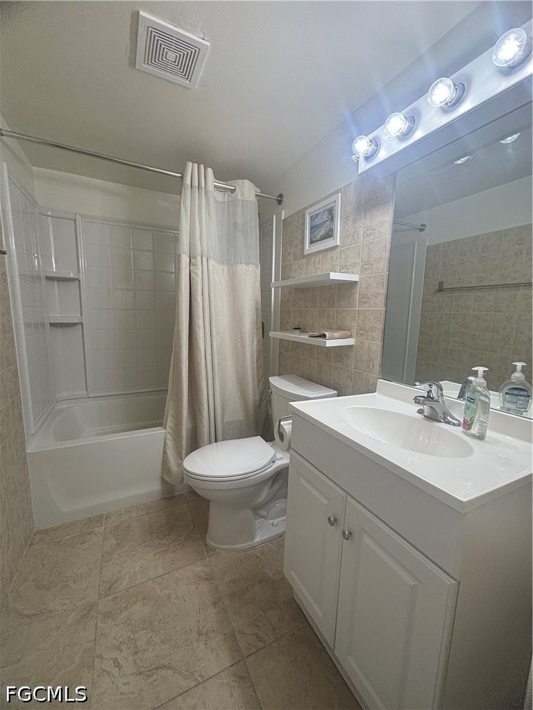 2366 E Mall Dr 114 Property Photo 16
