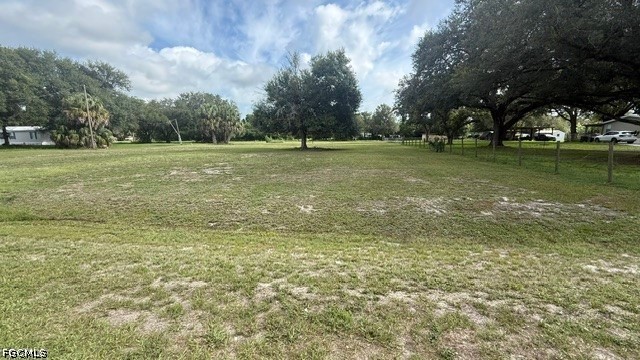 149 Oak Dr Property Photo 2