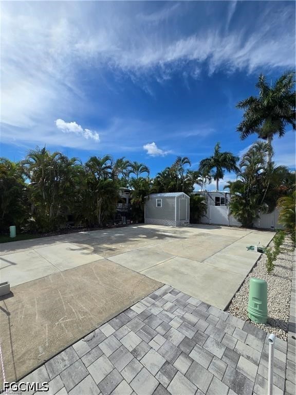 5650 Red Bird Ln Property Photo 1