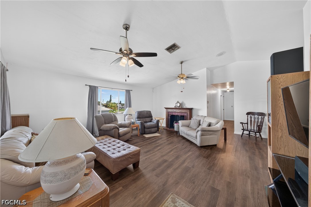 13442 Caribbean Blvd Property Photo 6