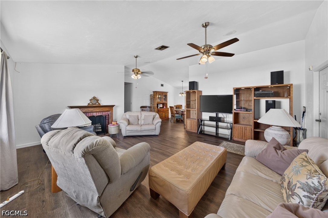13442 Caribbean Blvd Property Photo 8