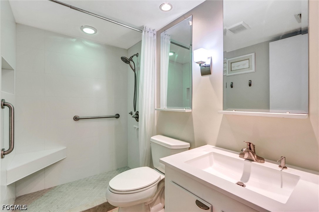 4574 Trawler Ct 202 Property Photo 23