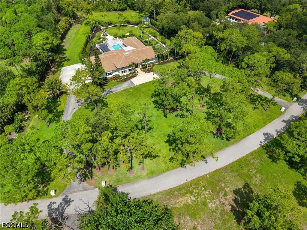 13580 Brynwood Ln Property Photo 4