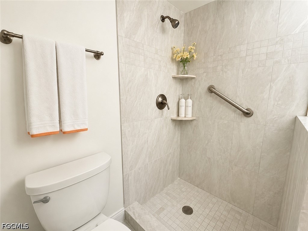 1087 Forest Lakes Dr 306 Property Photo 15