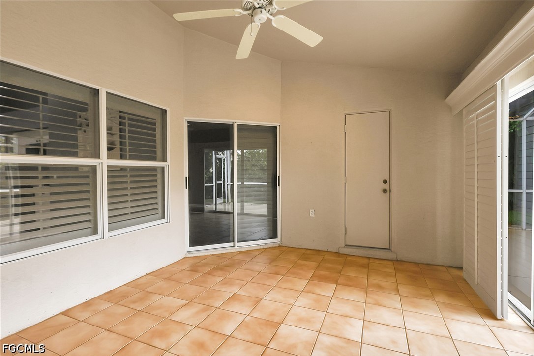 22203 Seashore Cir Property Photo 37