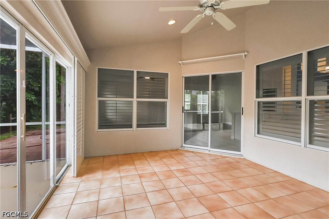22203 Seashore Cir Property Photo 39