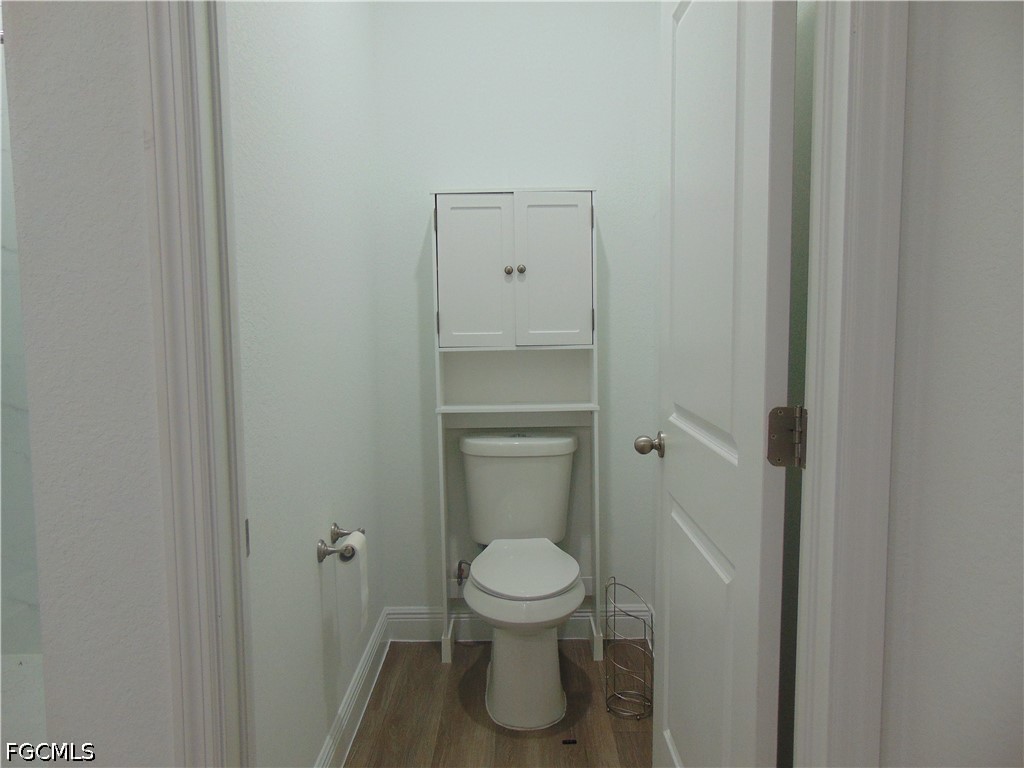 9020 E Castle Cir Property Photo 23