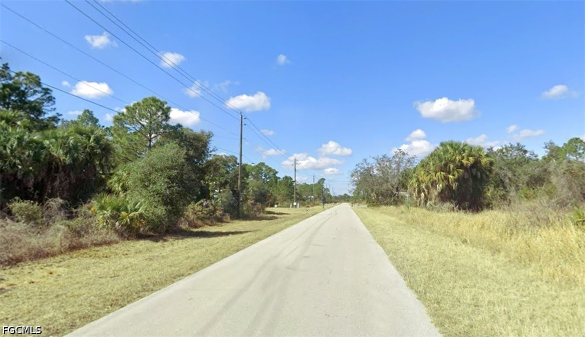 665 Windermere Dr Property Photo 3