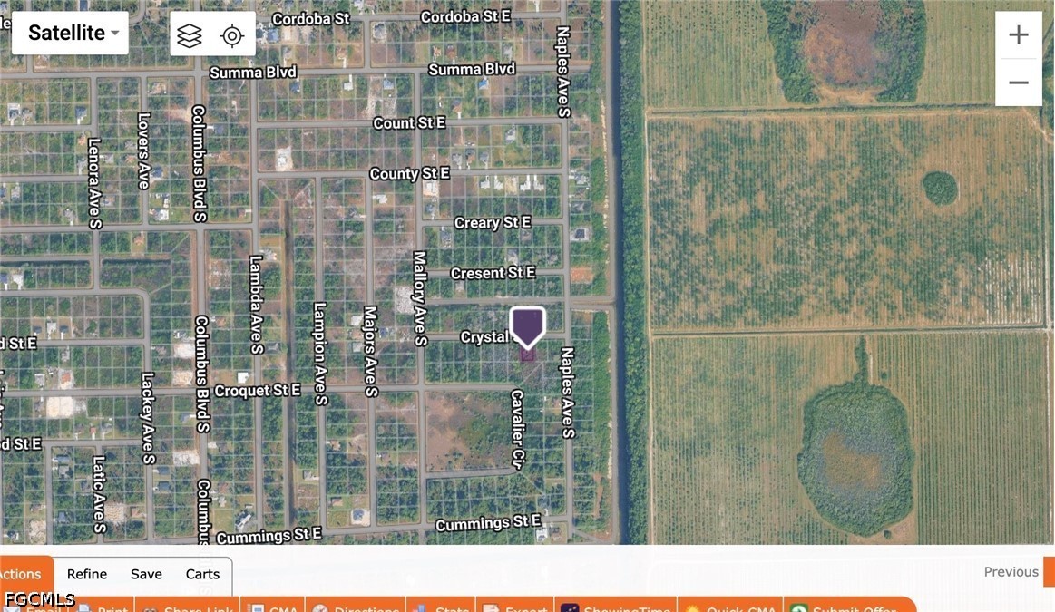 1246 Crystal St E Property Photo 3