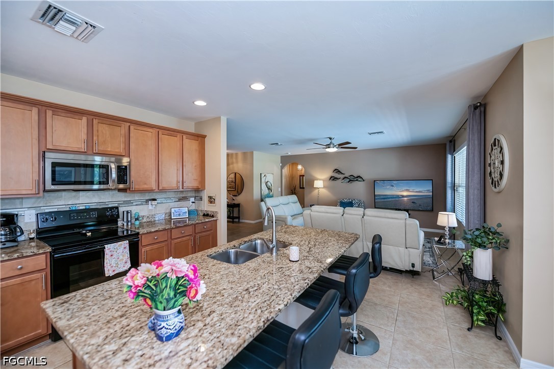 3217 Birch Tree Ln Property Photo 5