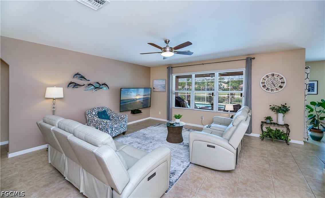 3217 Birch Tree Ln Property Photo 6