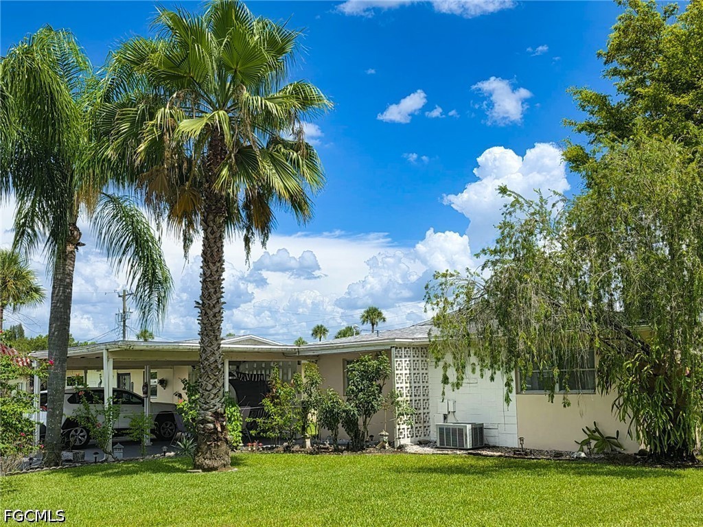 2214 Gladiola DR Property Photo 1