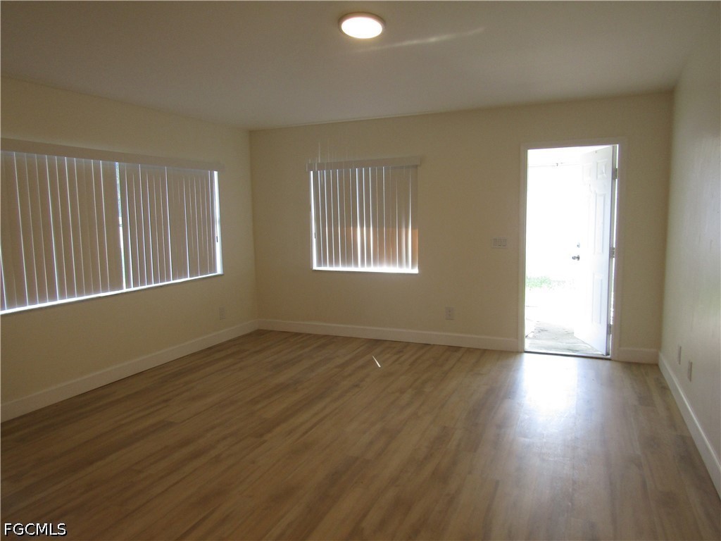 4525 28th St Sw Property Photo 4