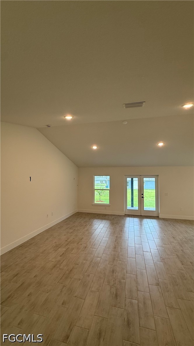 563 Windermere Dr Property Photo 10