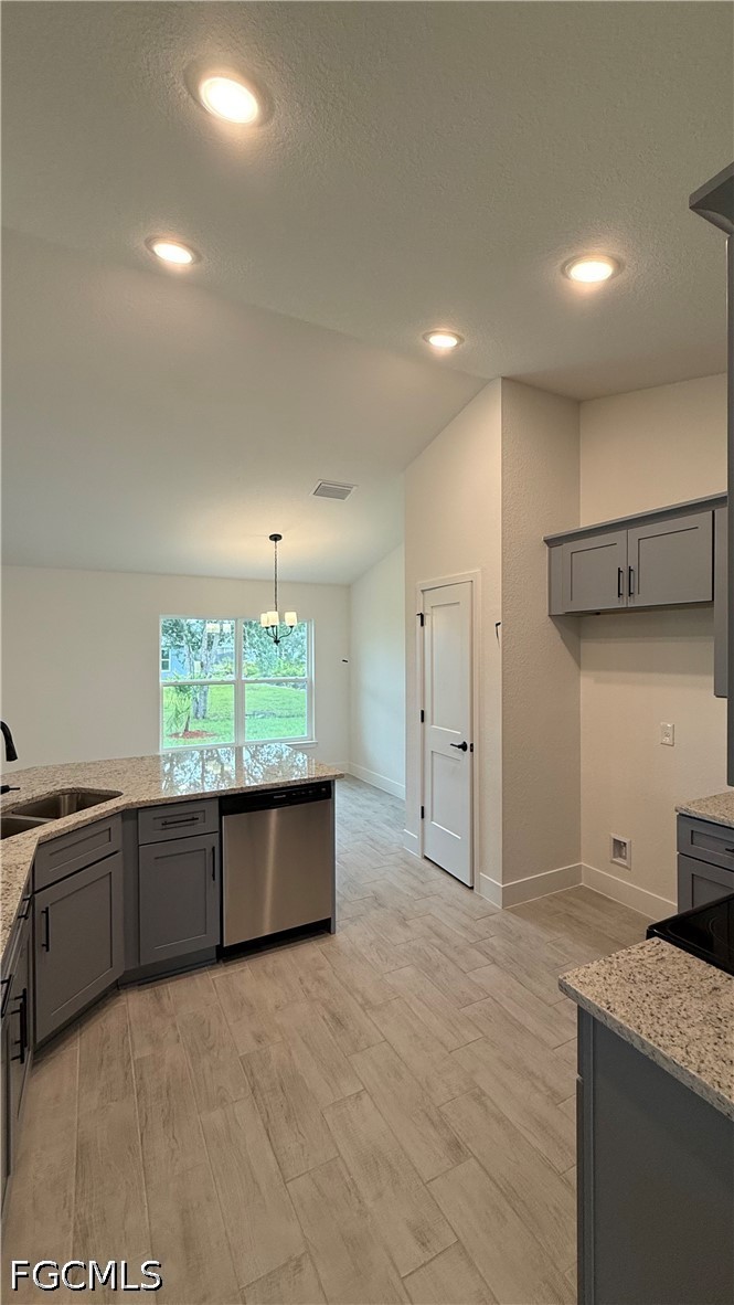 563 Windermere Dr Property Photo 15