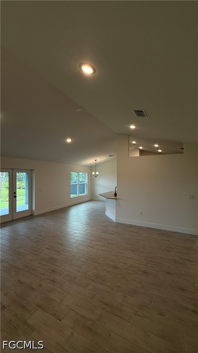 563 Windermere Dr Property Photo 18