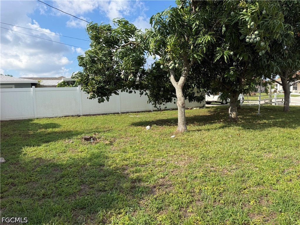 4143 Country Club Blvd Property Photo 13