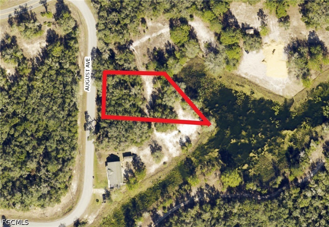 34122 August Ave Property Photo 4