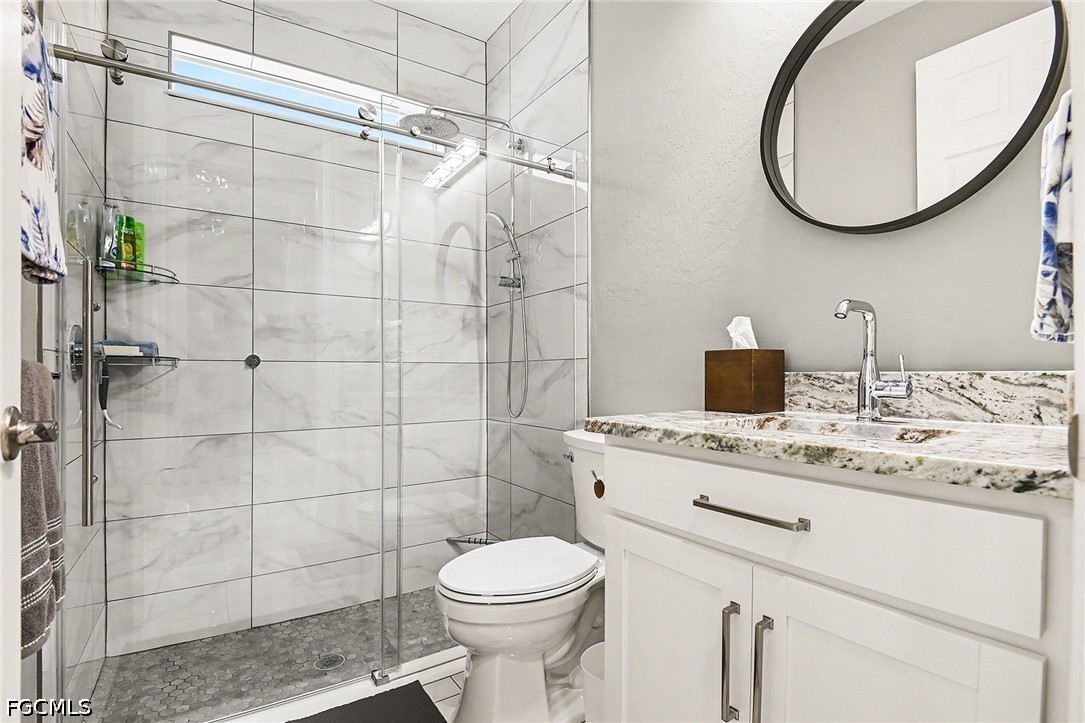 355 Spring Hill Lake Loop Property Photo 19