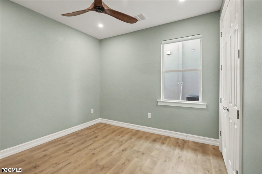 355 Spring Hill Lake Loop Property Photo 21
