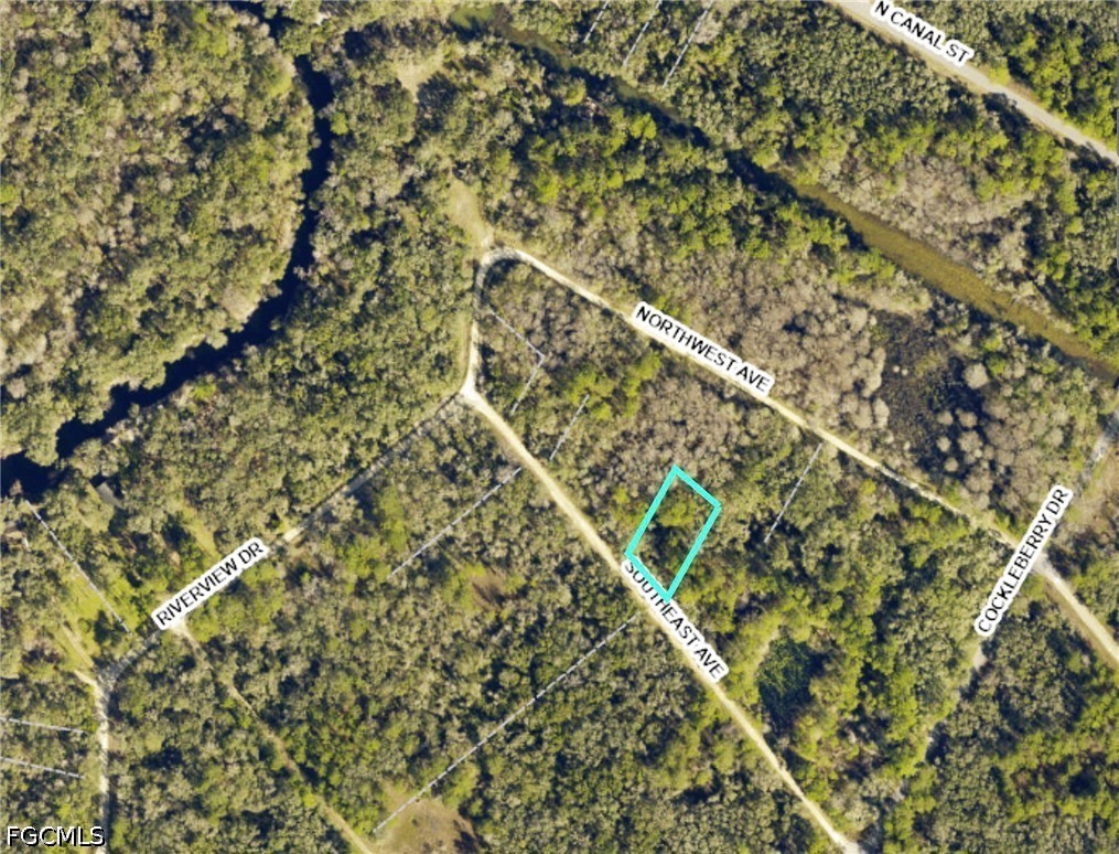 7406 Southeast AVE Property Photo 1