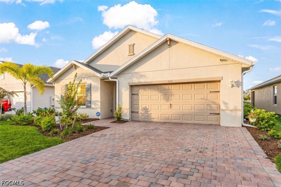 3658 Rollingwater Way Property Photo 2