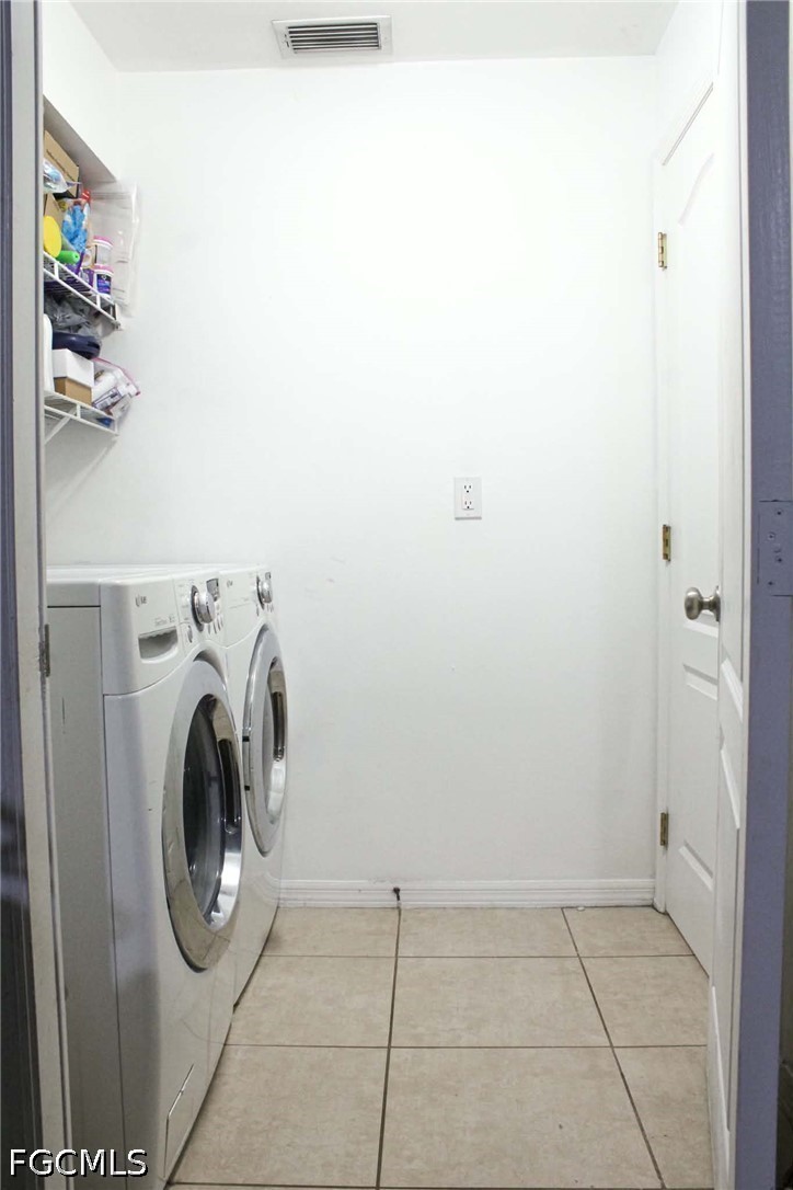 1114 Barfield St E Property Photo 7