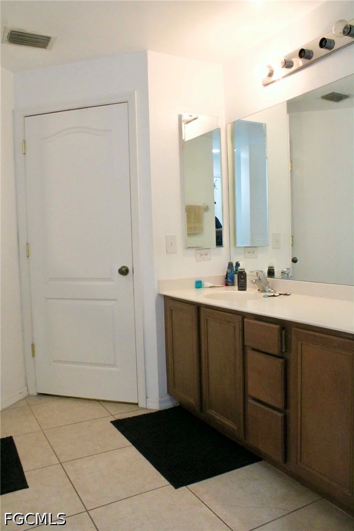 1114 Barfield St E Property Photo 9