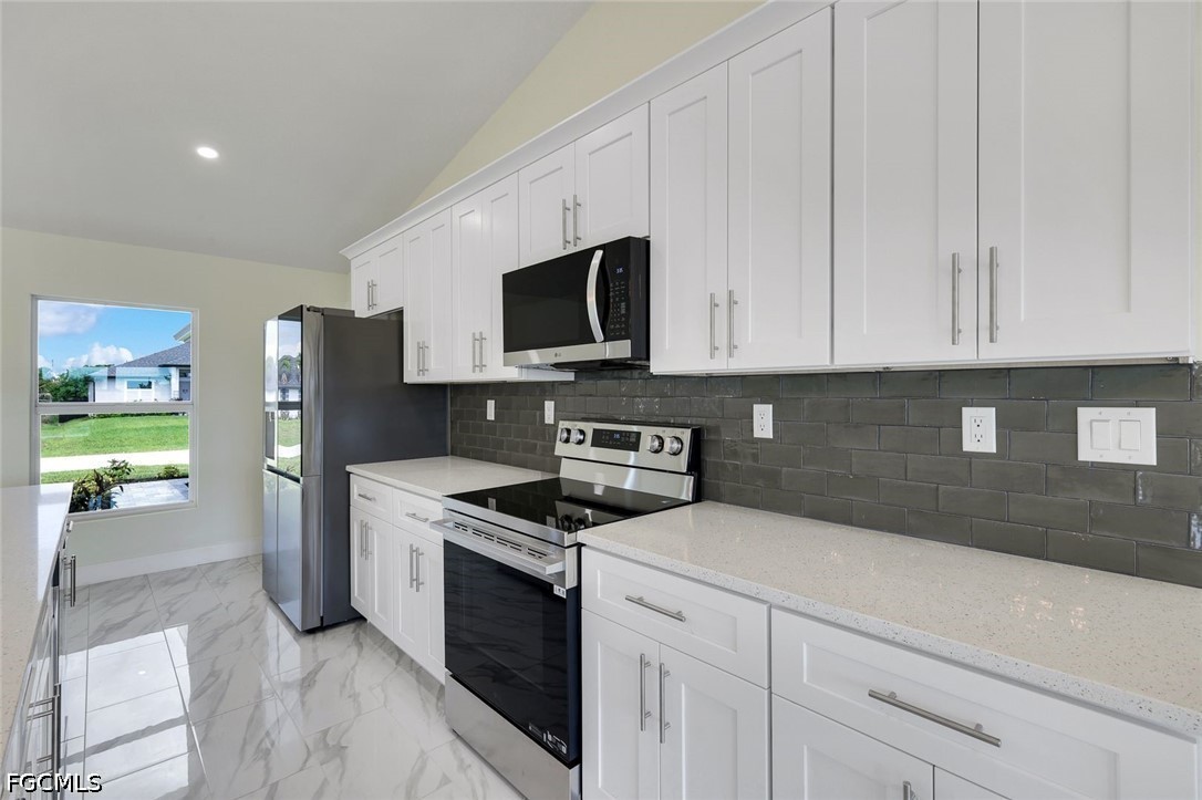 2622 Ne 1st Pl Property Photo 10
