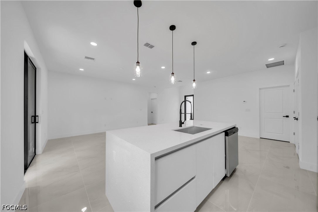 2509 50th St W Property Photo 15