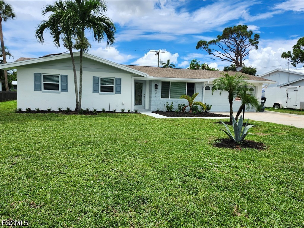 6313 Saint Andrews Cir S Property Photo 1