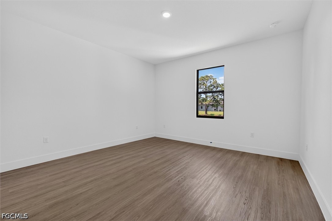 1130 Dutchess St E Property Photo 15