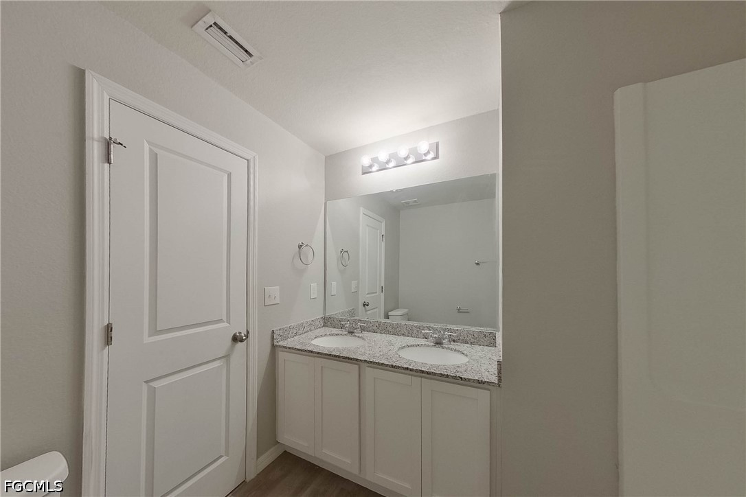9135 Aegean Cir Property Photo 12