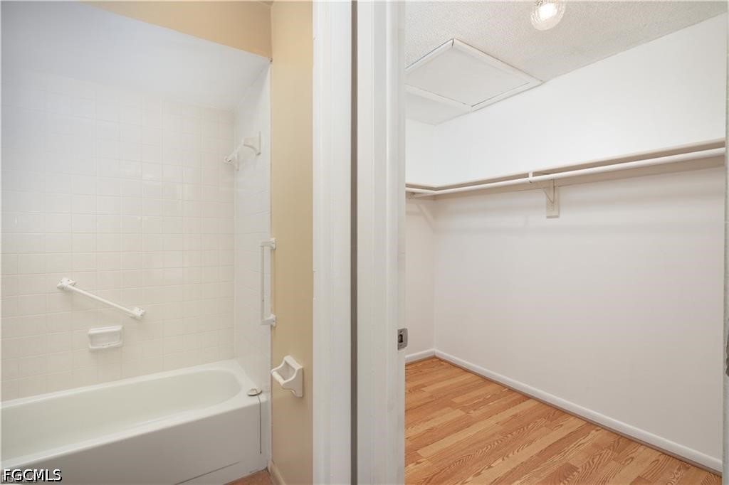 4608 Se 4th Pl 6 Property Photo 17