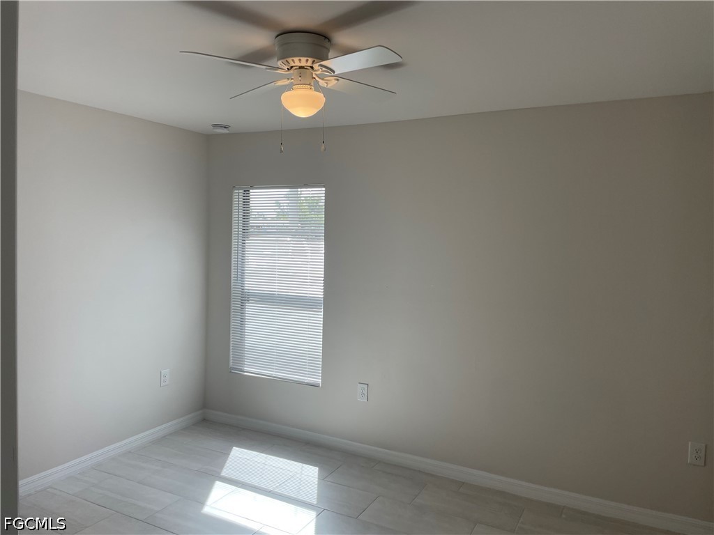 1211 Se 8th Ter Property Photo 6