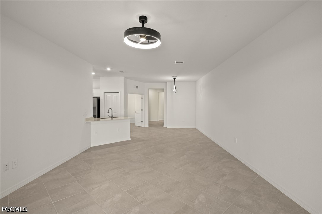 44331 Topmast Ter Property Photo 5