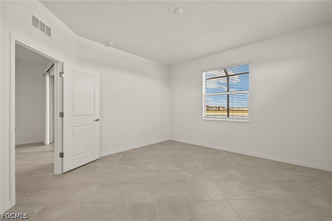 44331 Topmast Ter Property Photo 17