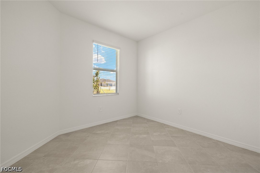 44331 Topmast Ter Property Photo 25