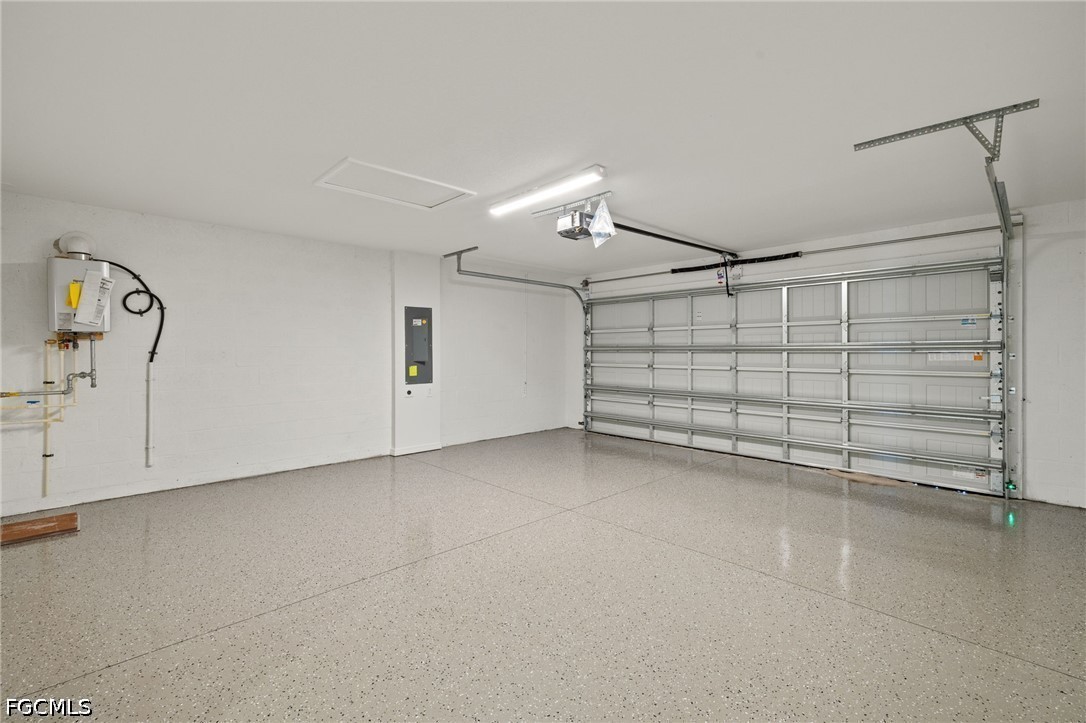 44331 Topmast Ter Property Photo 32