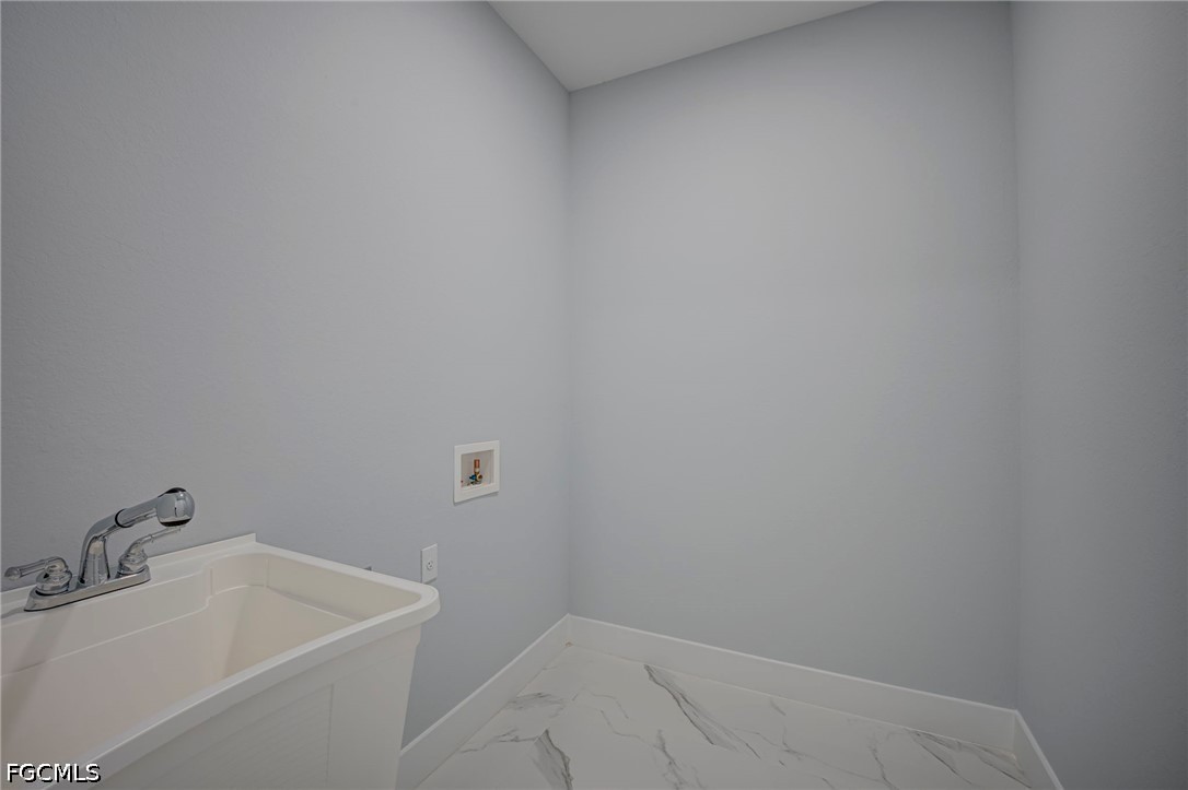 872 Spaulding St E Property Photo 25